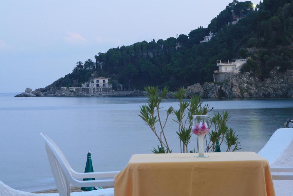 Hotel Club Poseidon Stalettì Extérieur photo